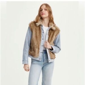 Levi’s Premium Oversized Faux Fur Trucker Denim Jacket